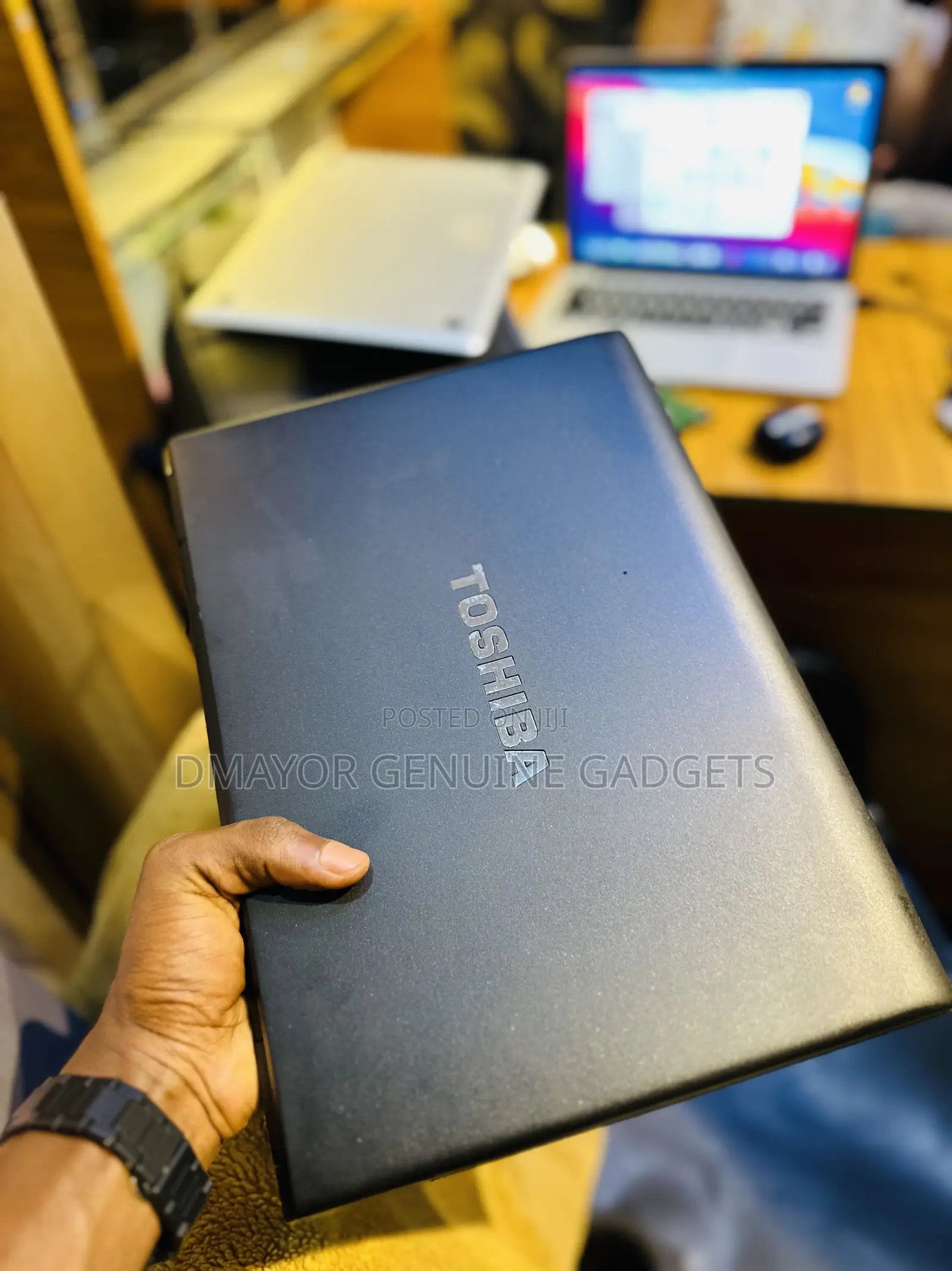 Laptop Toshiba C50 4GB Intel Celeron HDD 256GB