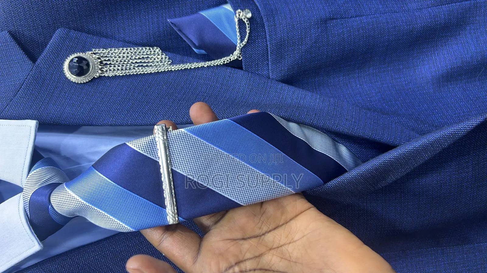 Ties for Suits