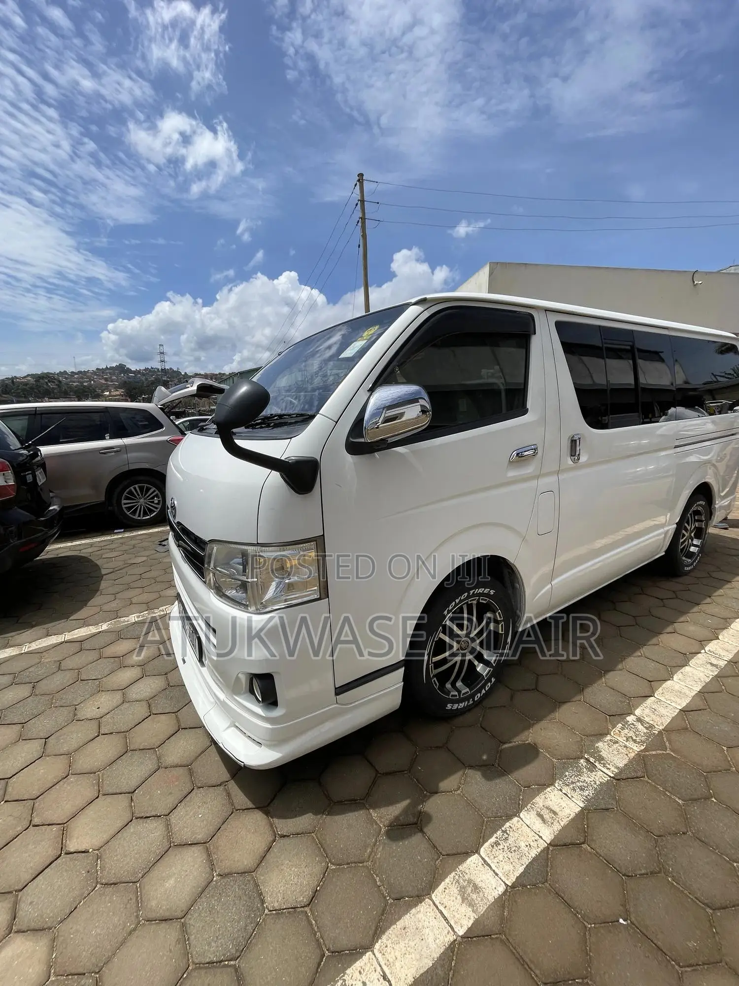 Toyota HiAce 2012 White