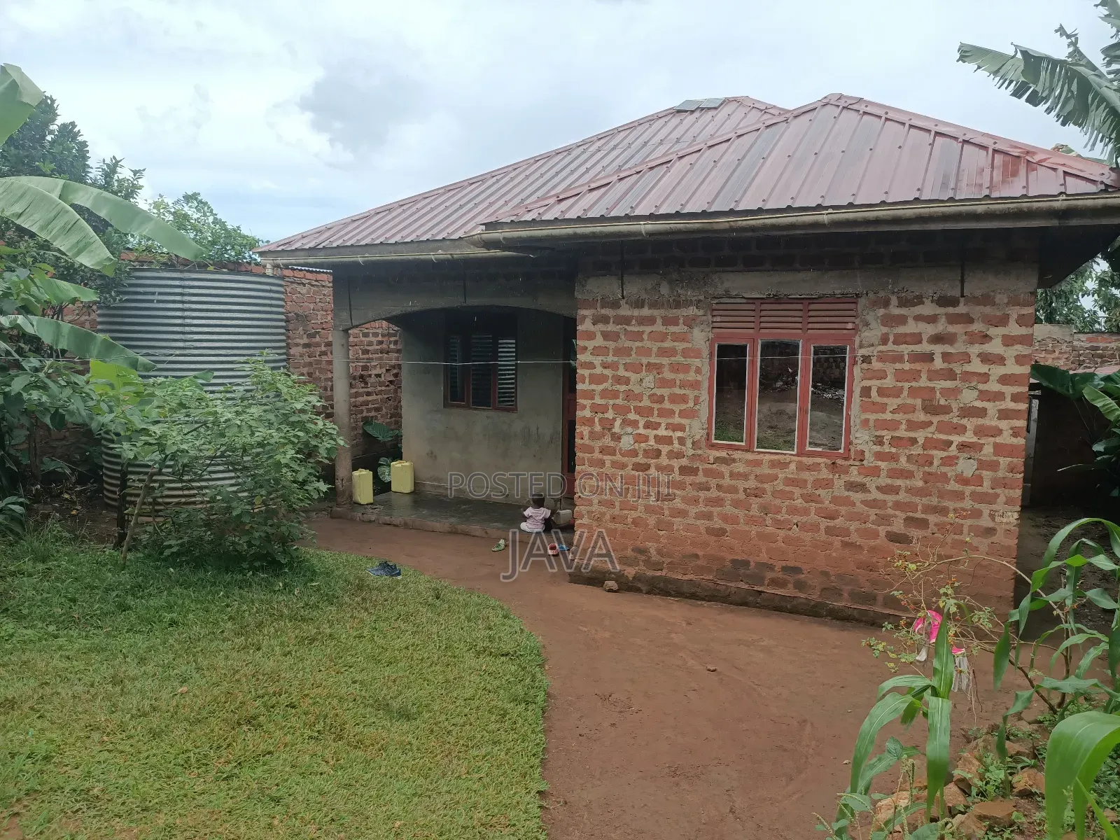 4bdrm Townhouse/Terrace in Wakiso / Wakiso for sale