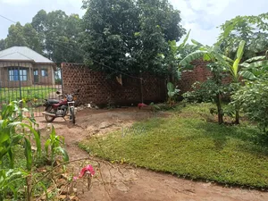 4bdrm Townhouse/Terrace in Wakiso / Wakiso for sale