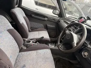 Toyota RAV4 2001 Green
