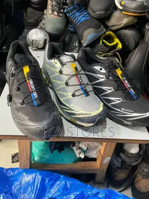 Salomon Sneakers