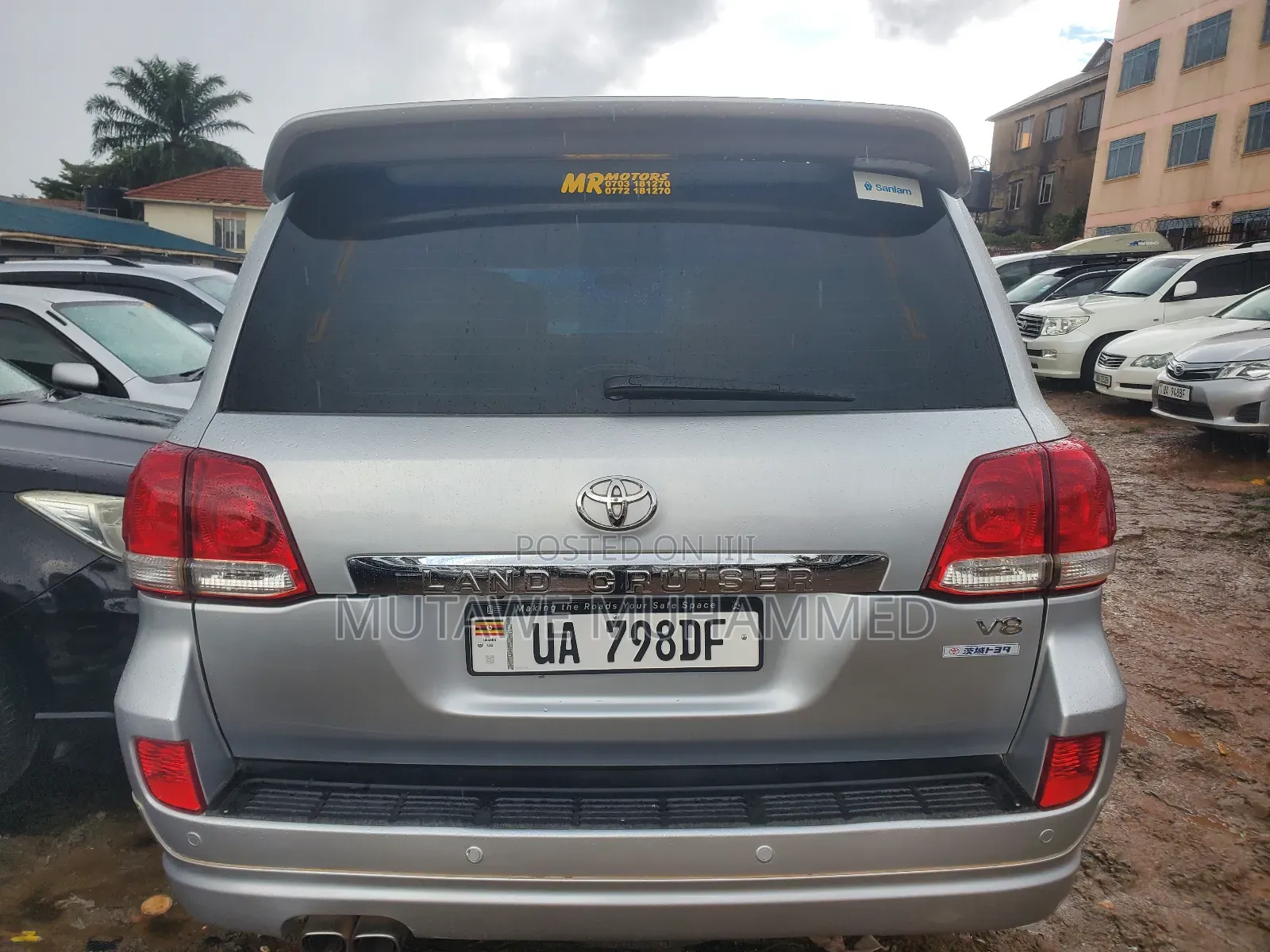 Toyota Land Cruiser 2010 Silver