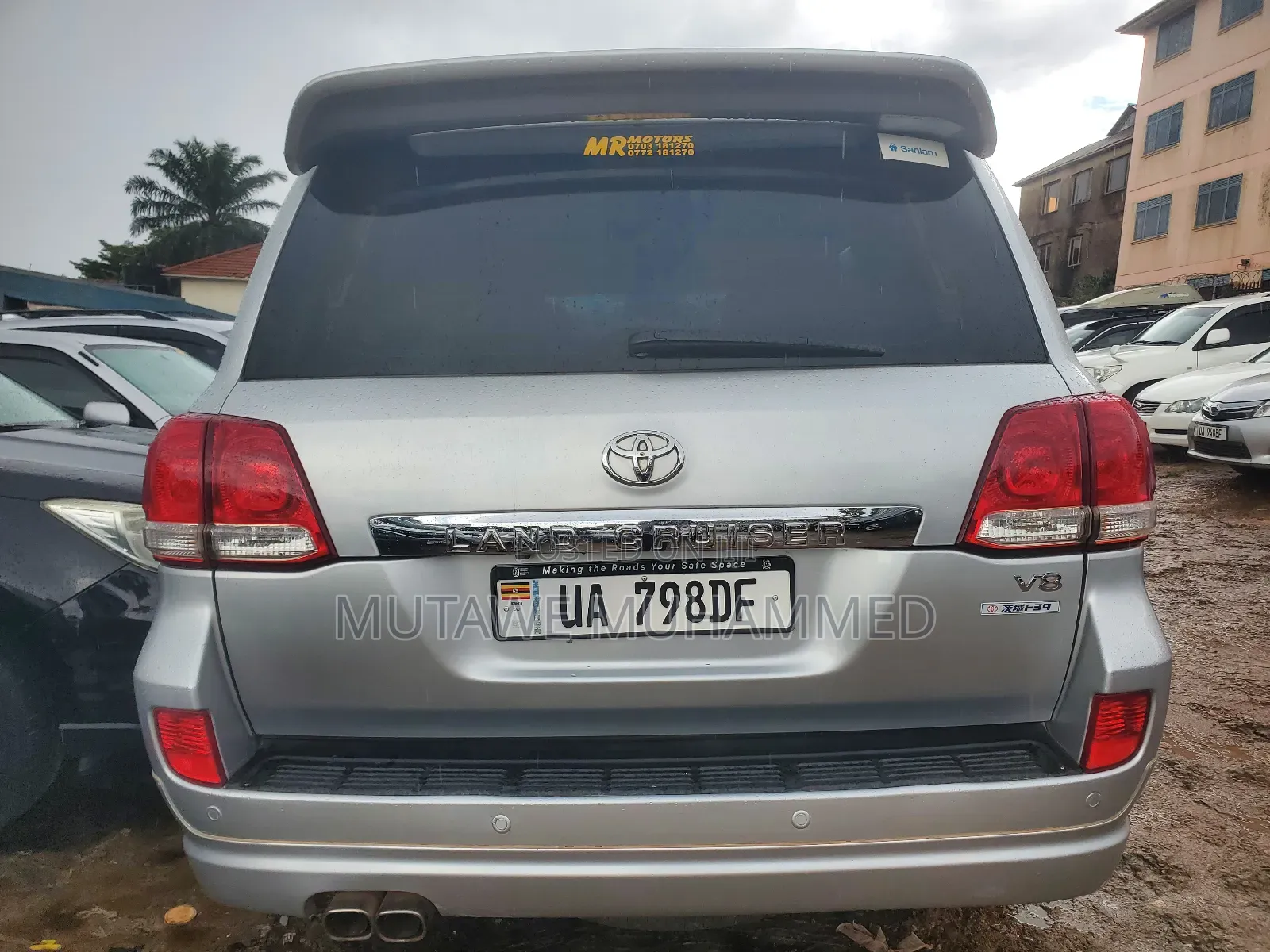 Toyota Land Cruiser 2010 Silver