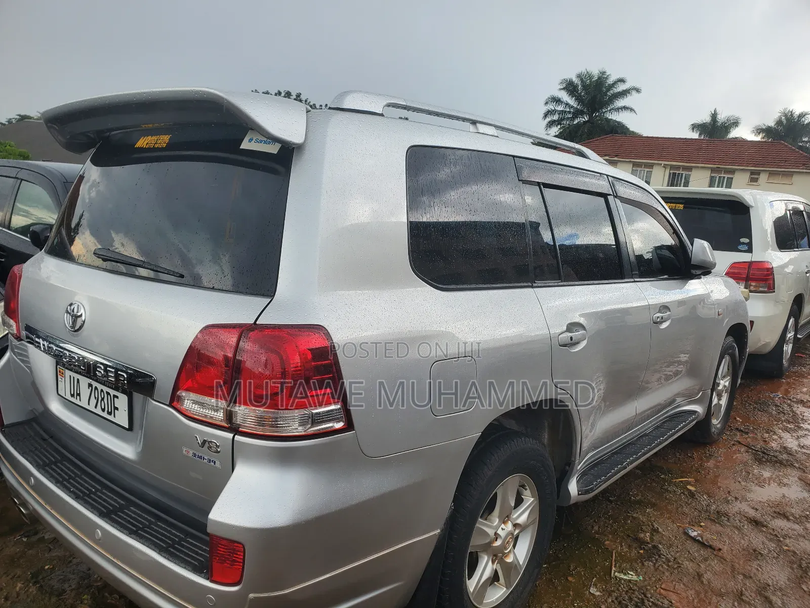 Toyota Land Cruiser 2010 Silver