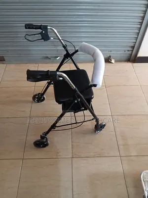 Rollator Rolling Walker