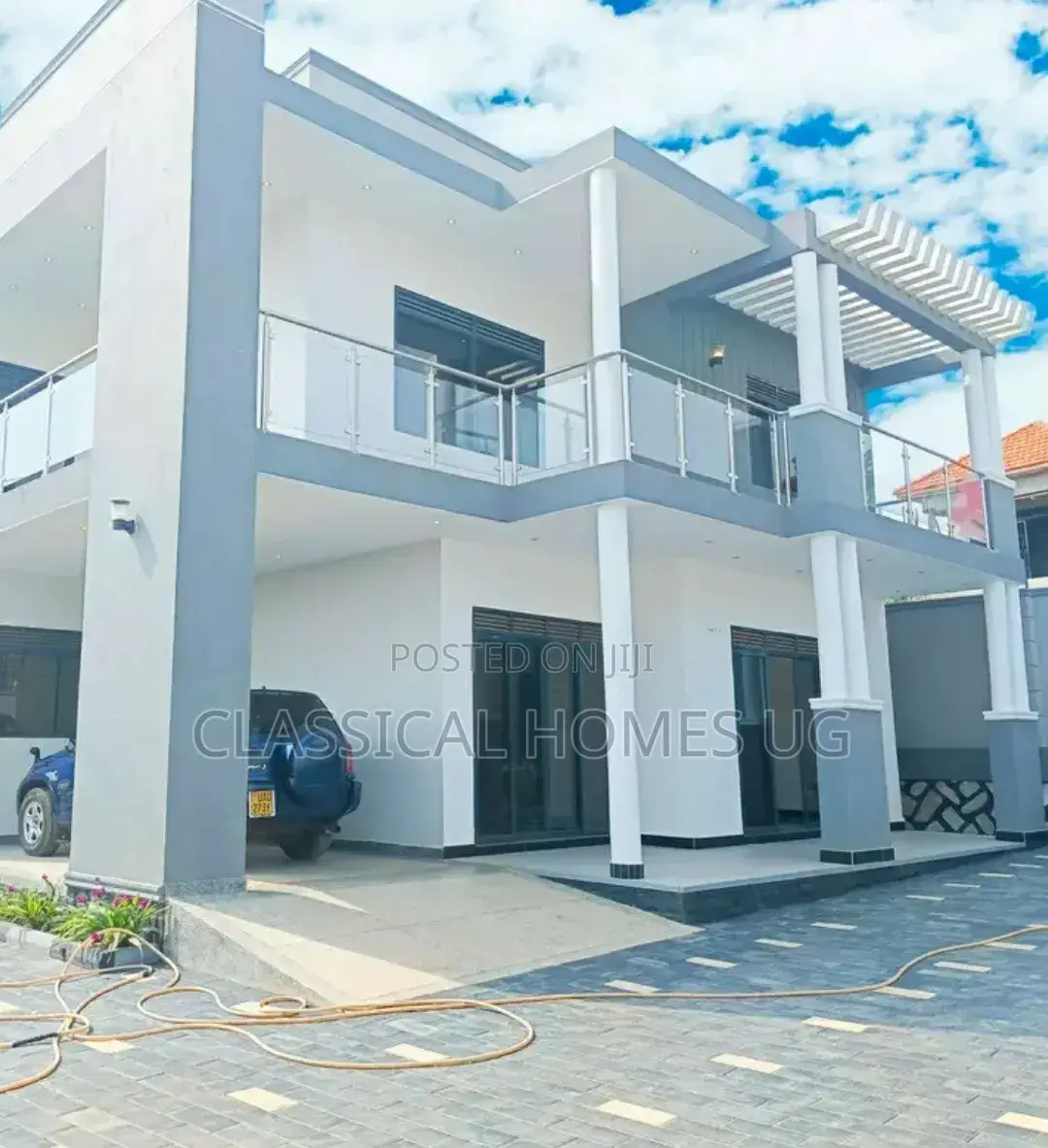 5bdrm Duplex in Kigo Road, Central Division for rent