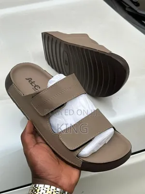 Classic Sandal Look Men's Sandals