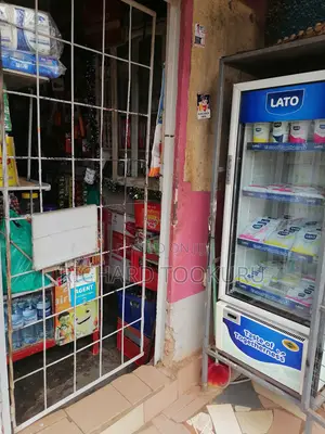A Shop That Has Many Property