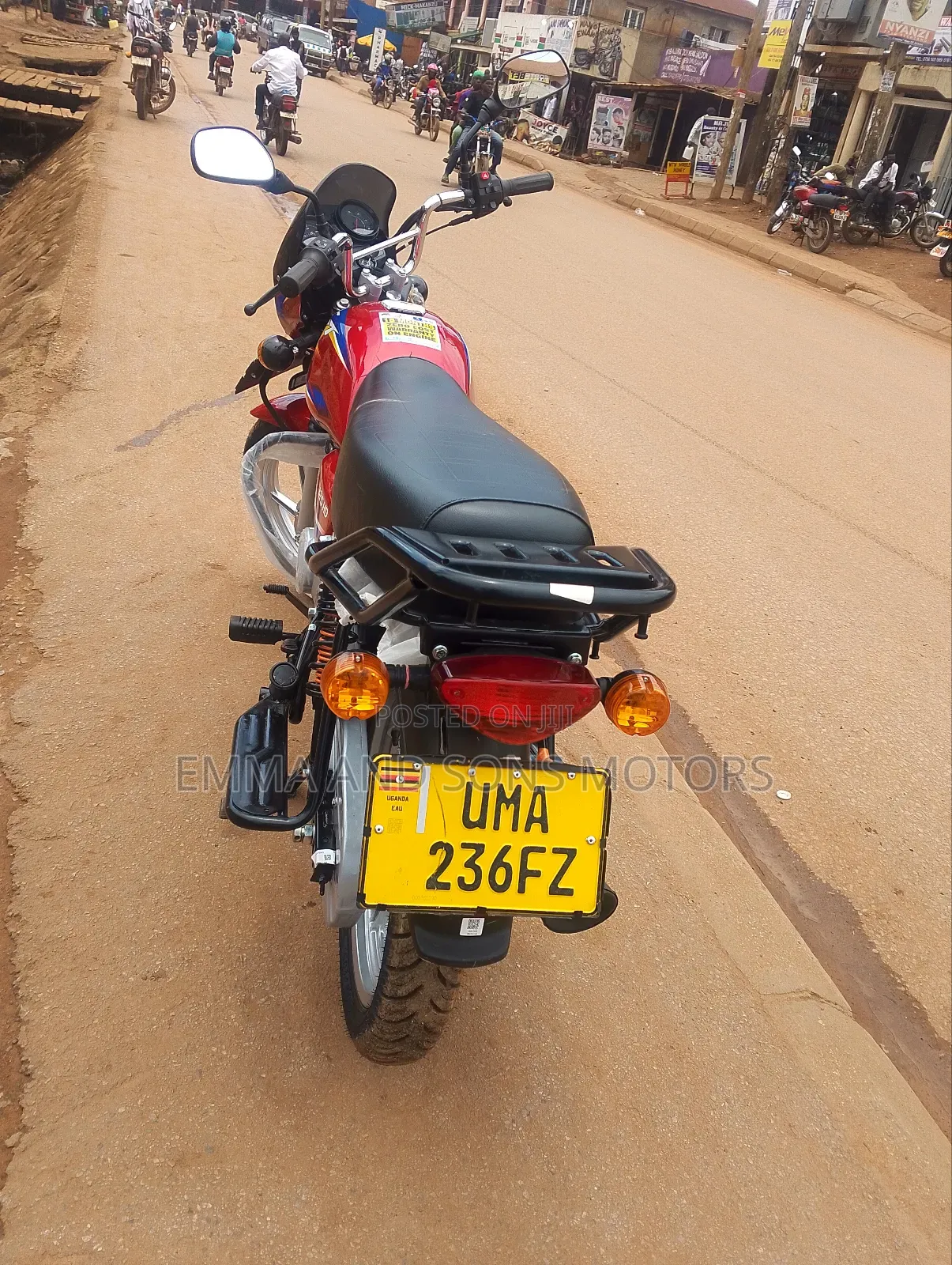 New Bajaj Boxer 125 2025 Red