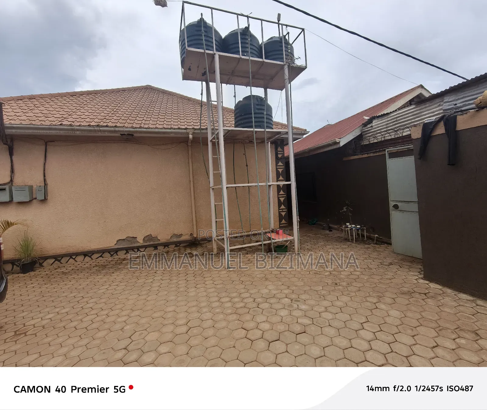 2bdrm Room & Parlour in Kira, Central Division for sale