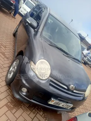 Toyota Sienta 2008 Gray