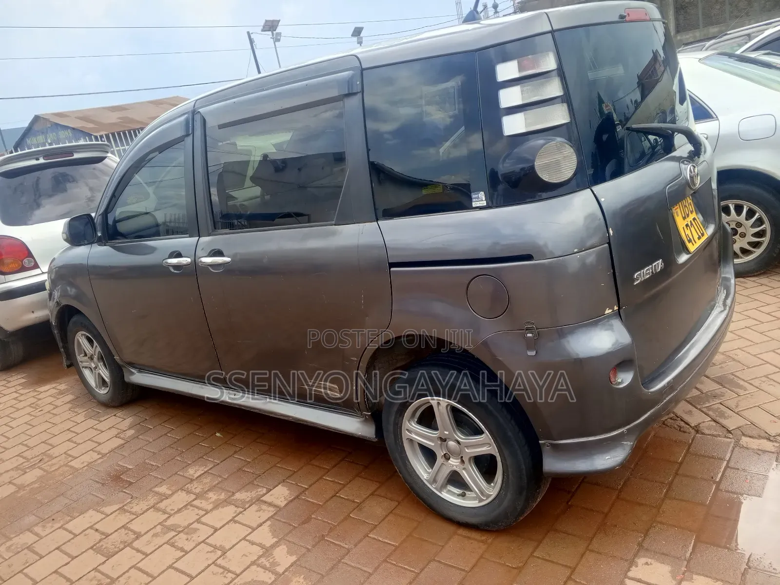 Toyota Sienta 2008 Gray