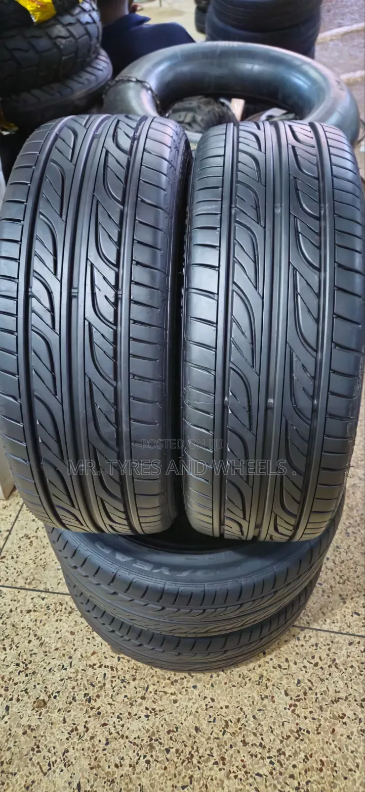 215 50 R17 Goodyear Type Eagle Ls2000 Very Original 4rm Japan.