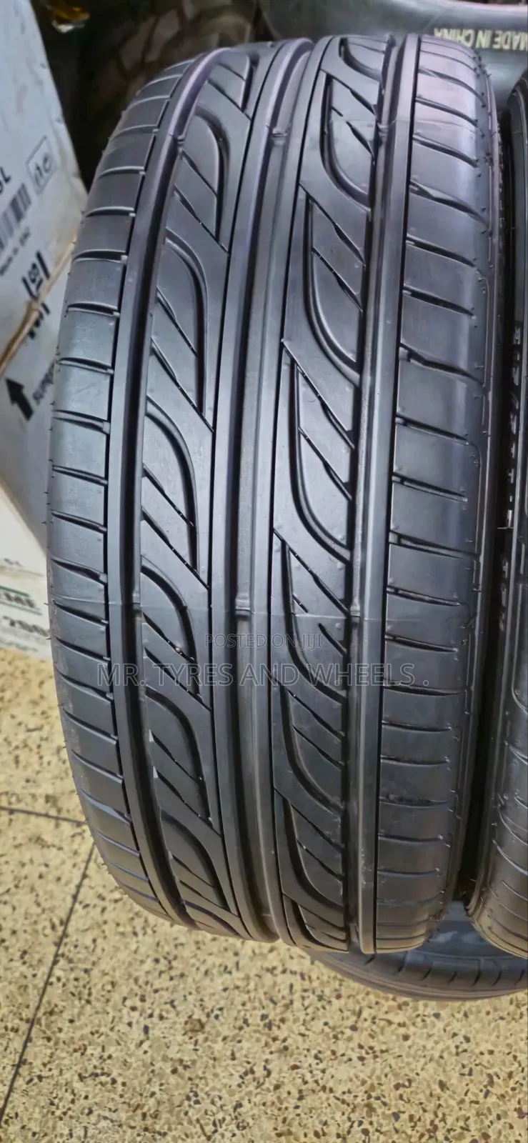 215 50 R17 Goodyear Type Eagle Ls2000 Very Original 4rm Japan.