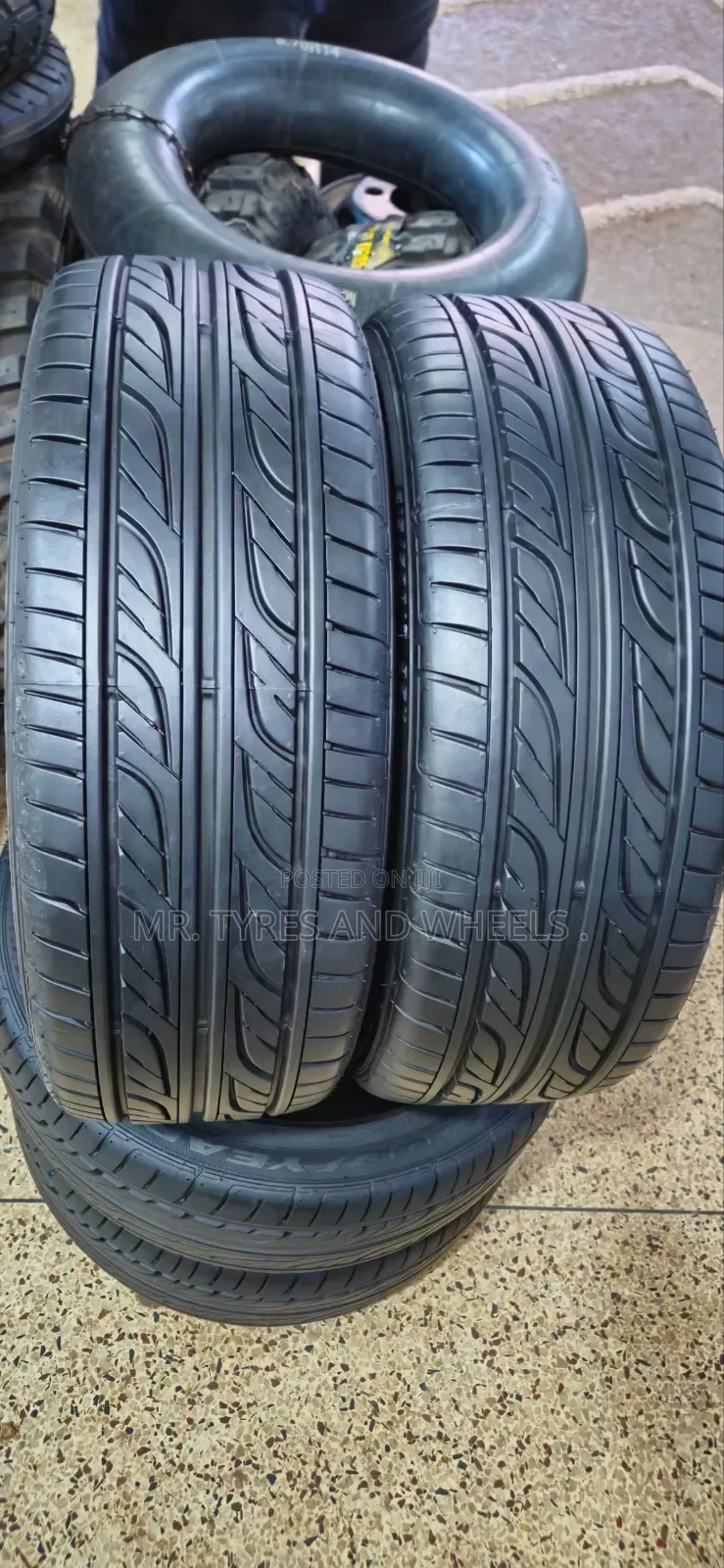 215 50 R17 Goodyear Type Eagle Ls2000 Very Original 4rm Japan.
