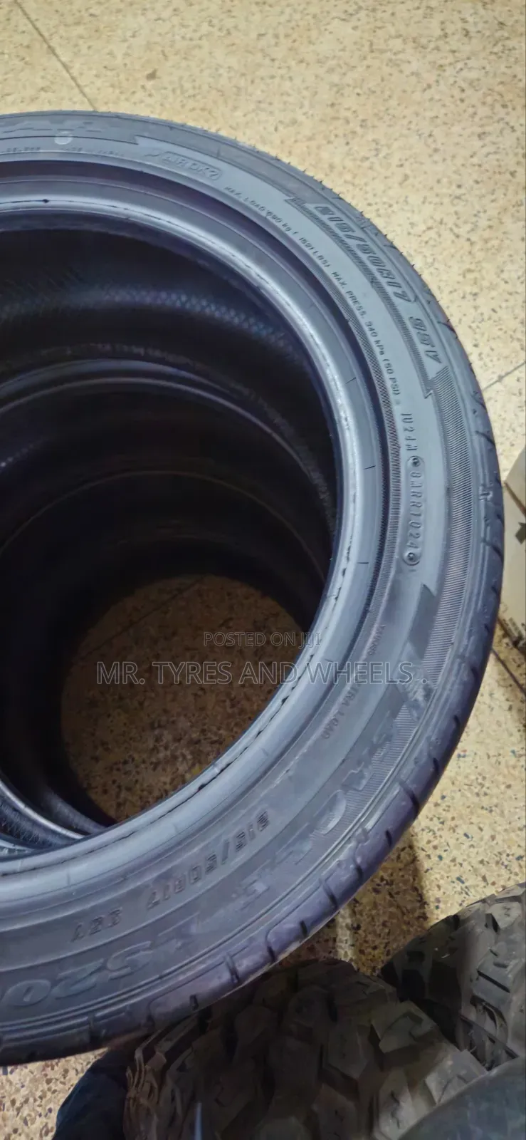 215 50 R17 Goodyear Type Eagle Ls2000 Very Original 4rm Japan.