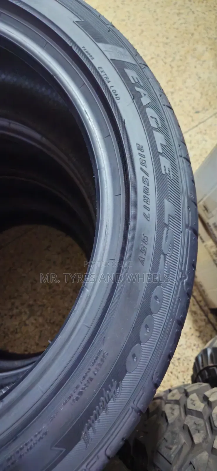 215 50 R17 Goodyear Type Eagle Ls2000 Very Original 4rm Japan.