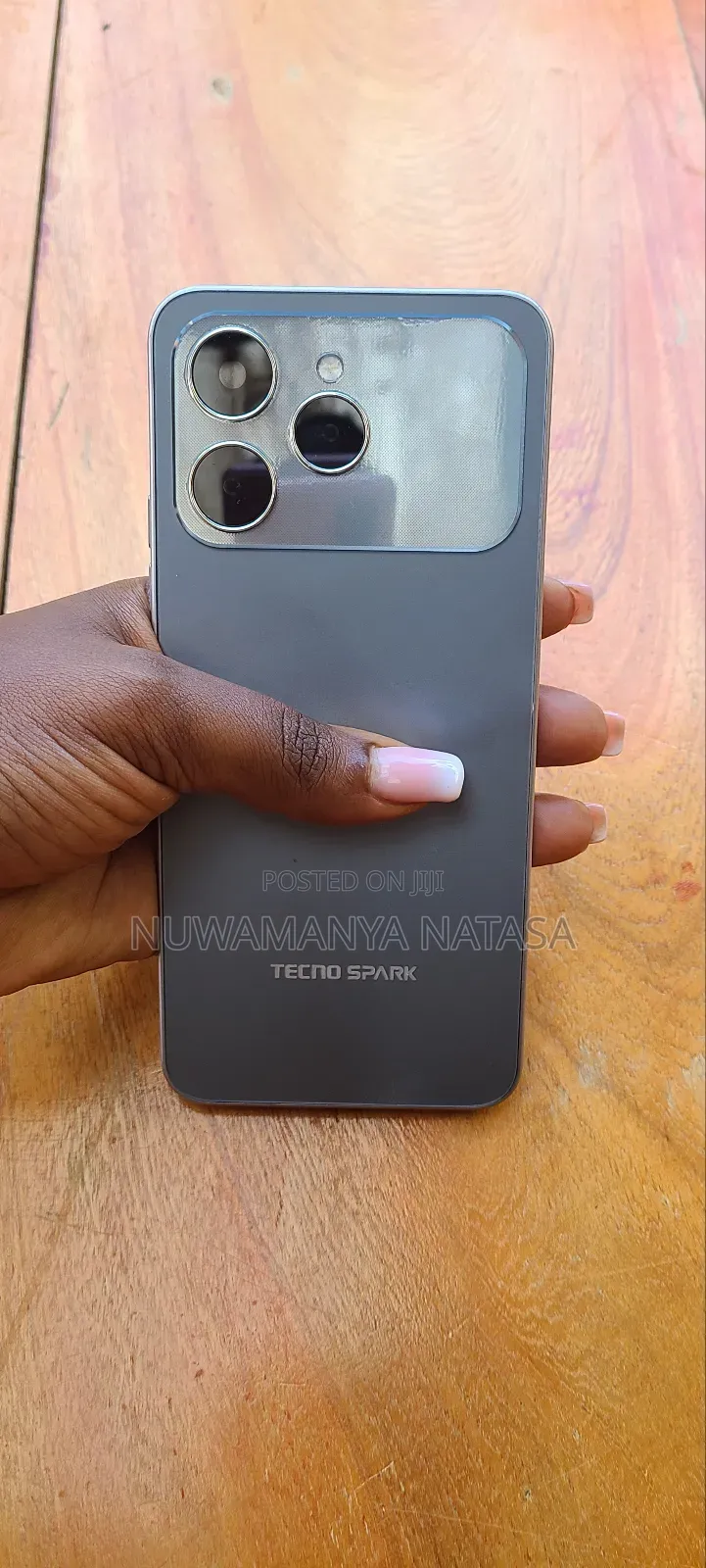 Tecno Spark 40 256 GB Silver