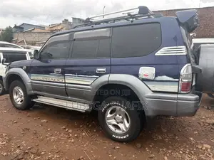 Toyota Land Cruiser Prado 2000 Blue
