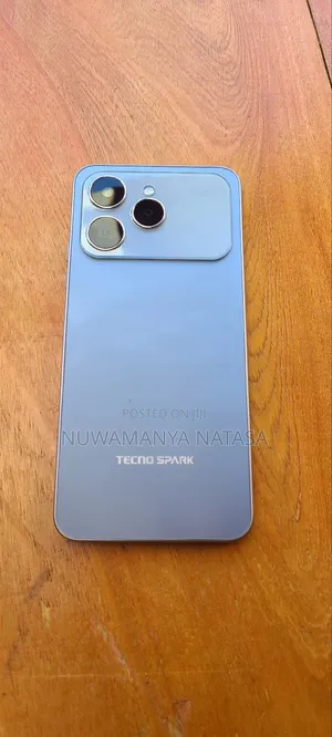 Tecno Spark 40 256 GB White