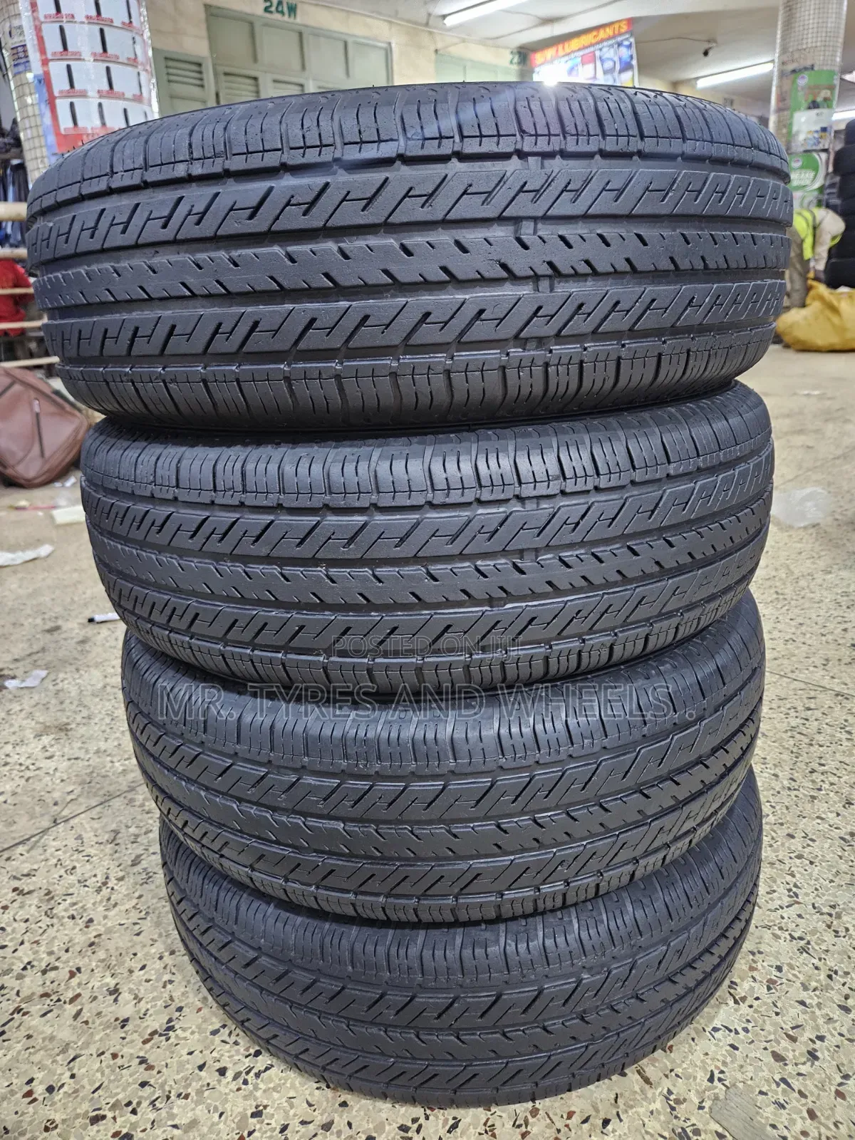 195 70 R14 Linglong Used One Week Only Cam N Upgrade Ur Car Tires.