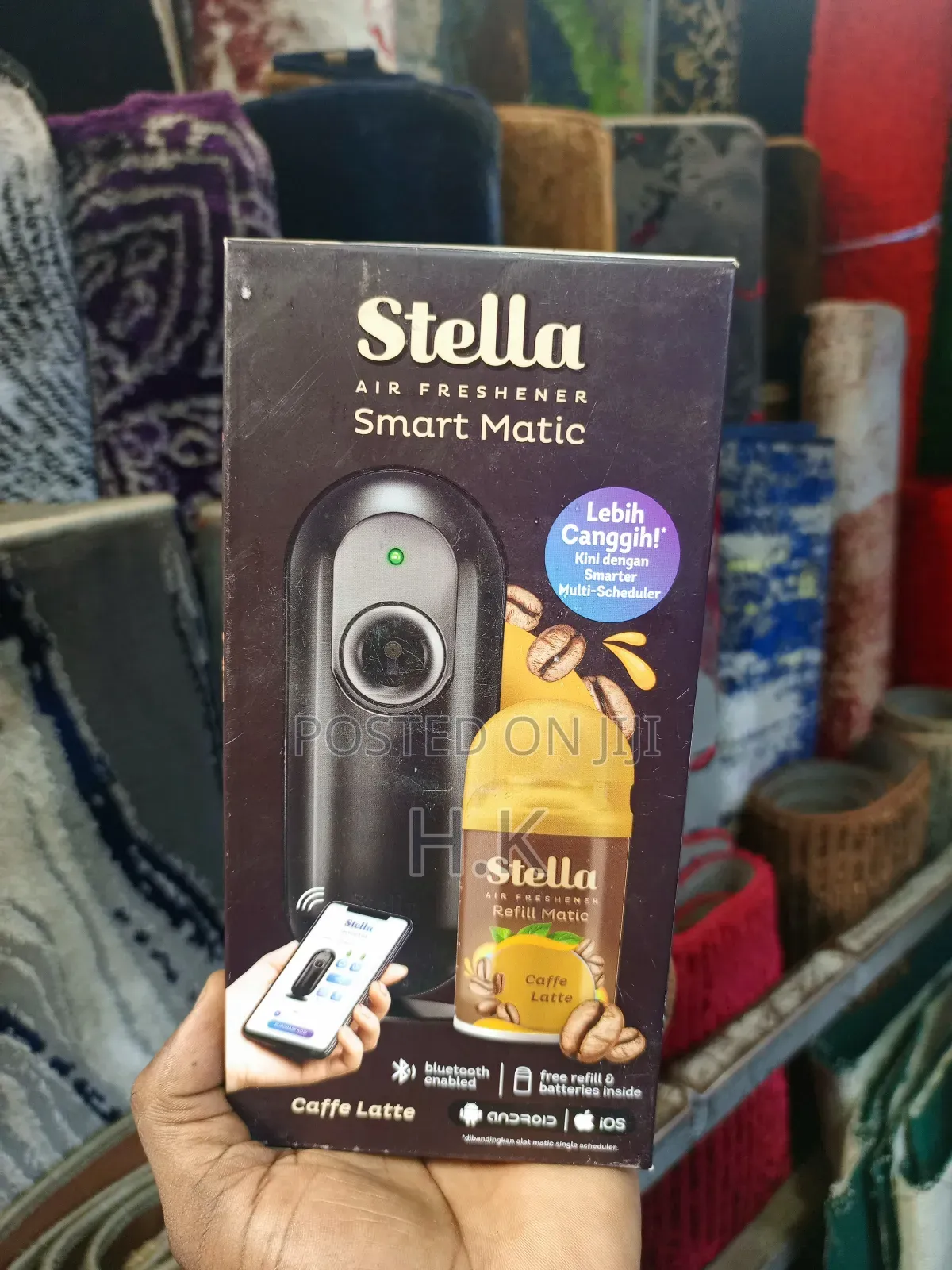 Stella Smart Matic Air Freshener With a Caffe Latte Scent Refill.