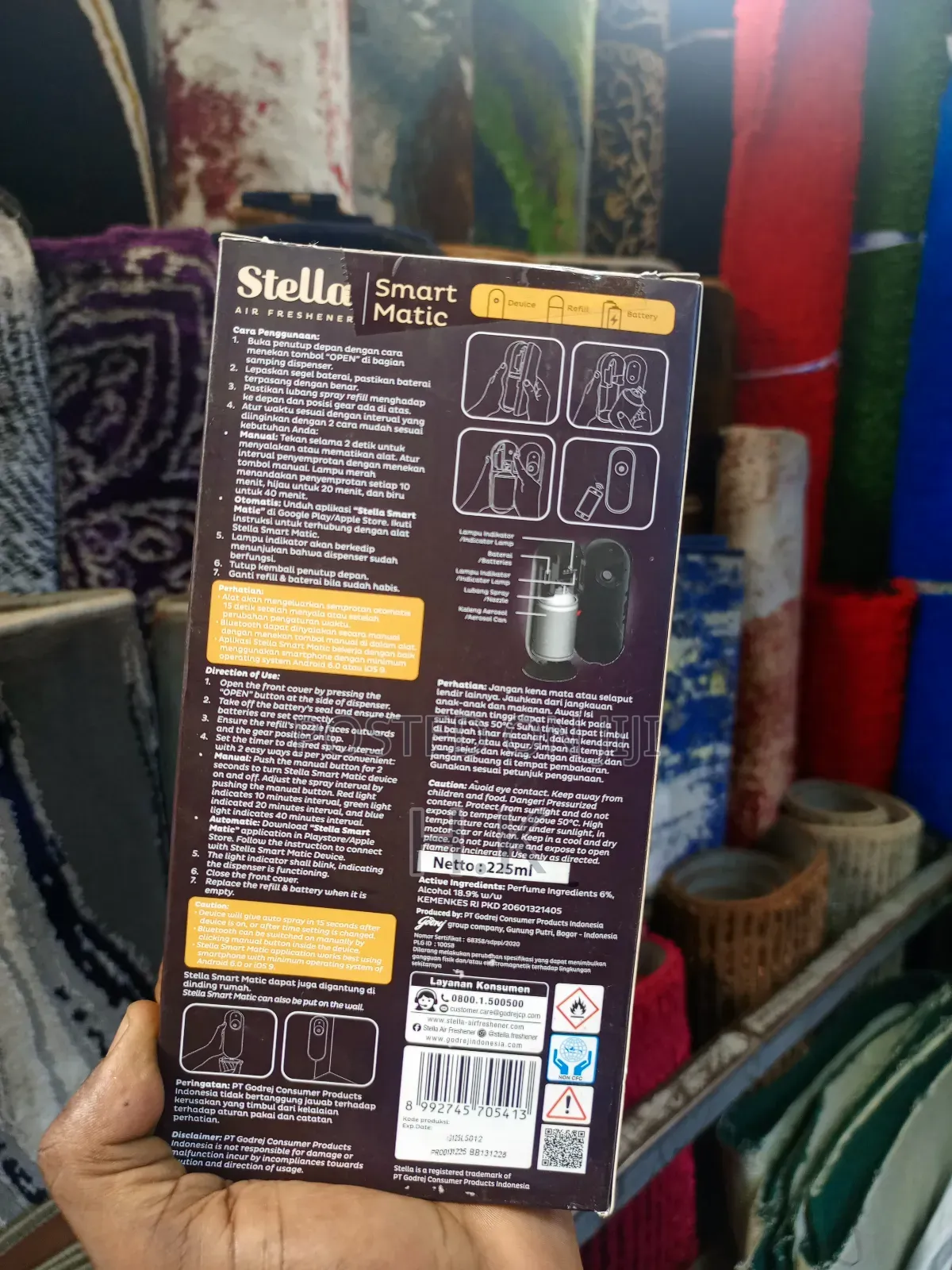Stella Smart Matic Air Freshener With a Caffe Latte Scent Refill.