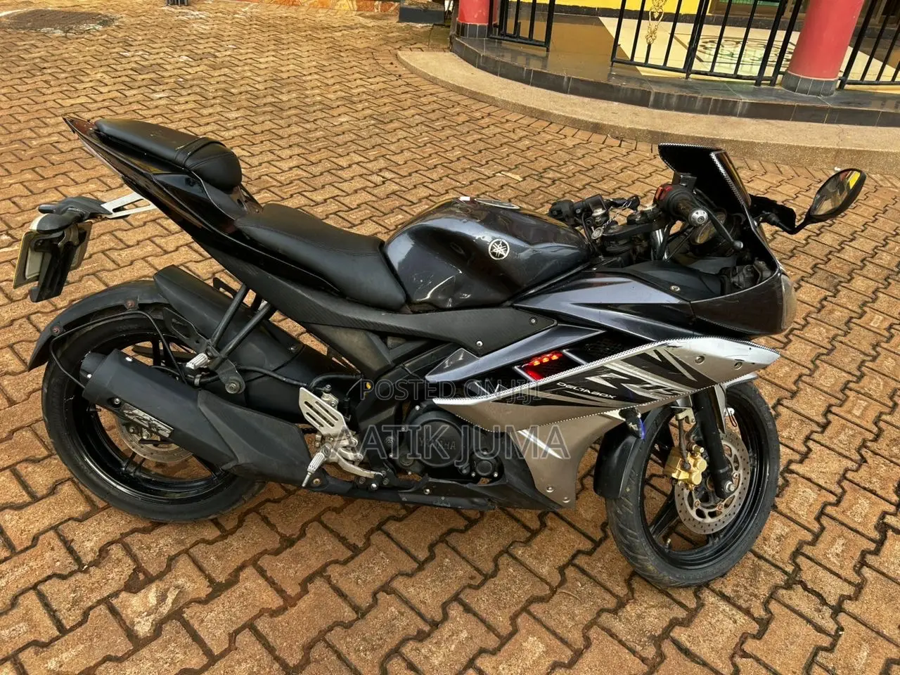 Yamaha 2023 Black
