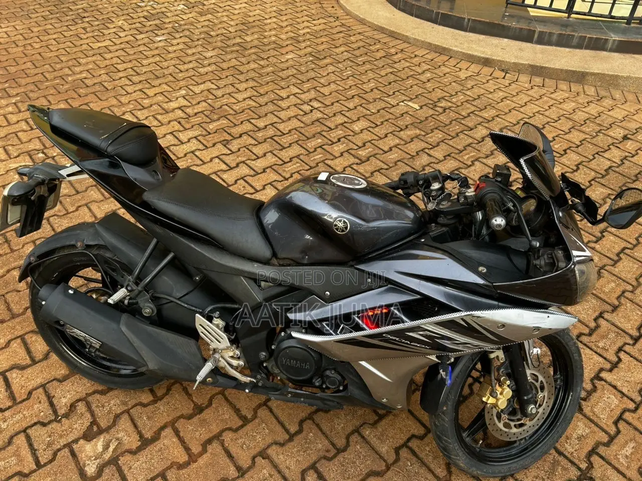 Yamaha 2023 Black