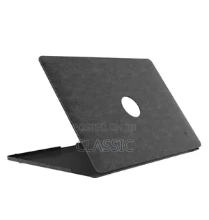 Levelo Gevena Leather Macbook Cover (Pro 15” / Air 15.3")