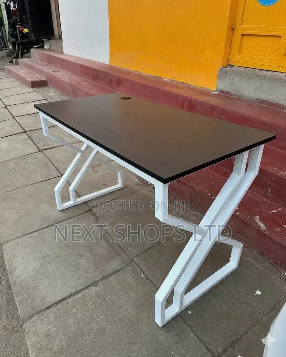 Office Table/Office Table/Offices Tables/Offices Tables/Reading Deskp1