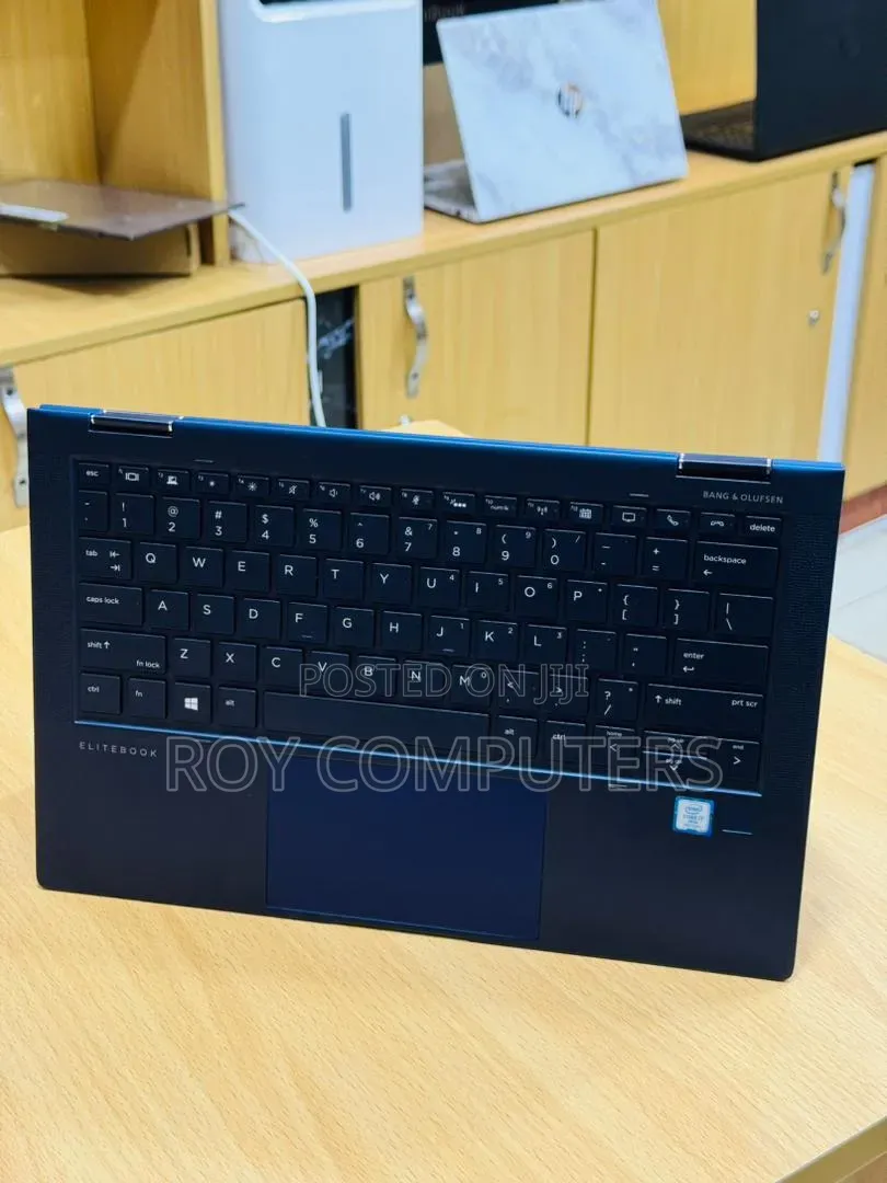 New Laptop HP Dragonfly G2 16GB Intel Core i7 SSD 512GB