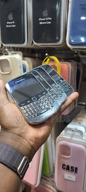 BlackBerry Bold Touch 9900 8 GB Black