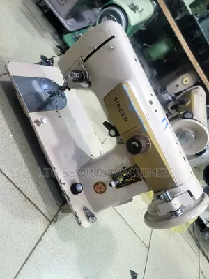 Singer Zigzager Sewing Machine