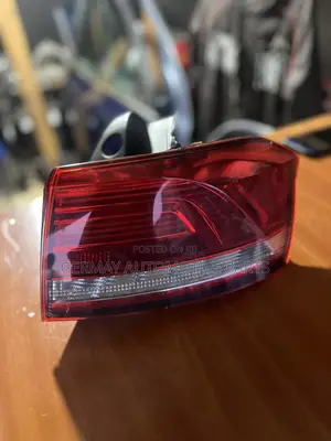 Volkswagen Passat B8 Taillight