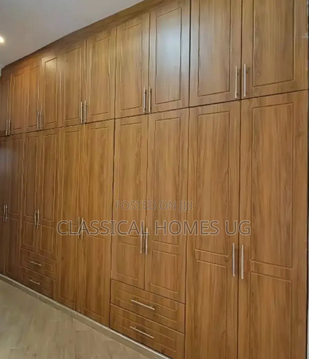 5bdrm Duplex in Kigo Road, Central Division for rent