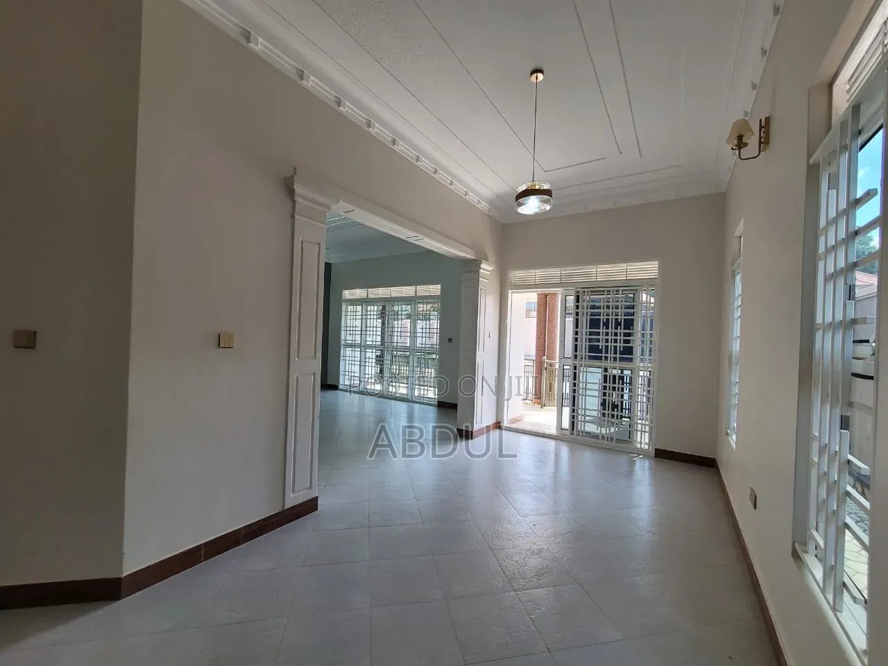 4bdrm Bungalow in Nsawo Estate, Kira for sale