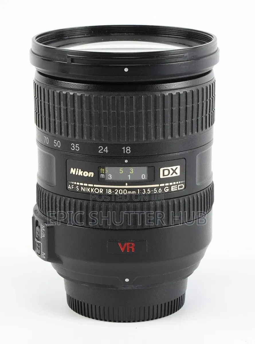 Nikon Af-S Dx 18-200mm F/3.5-5.6 G Ed if Vr Ii Autofocus Aps-C Lens