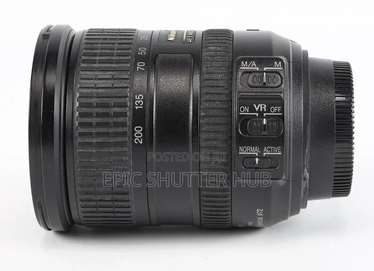 Nikon Af-S Dx 18-200mm F/3.5-5.6 G Ed if Vr Ii Autofocus Aps-C Lens