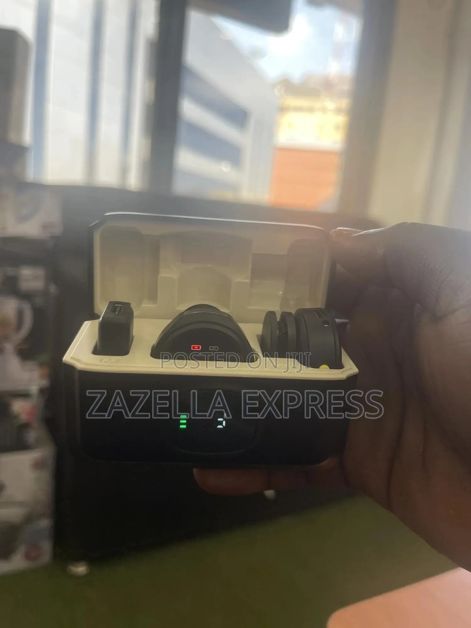 Sx21 Wireless Microphone – Clear Sound, Anytime, Anywhere!