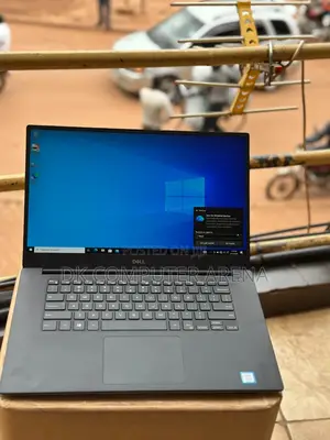 Laptop Dell Precision 15 5540 16GB Intel Core i9 SSD 256GB