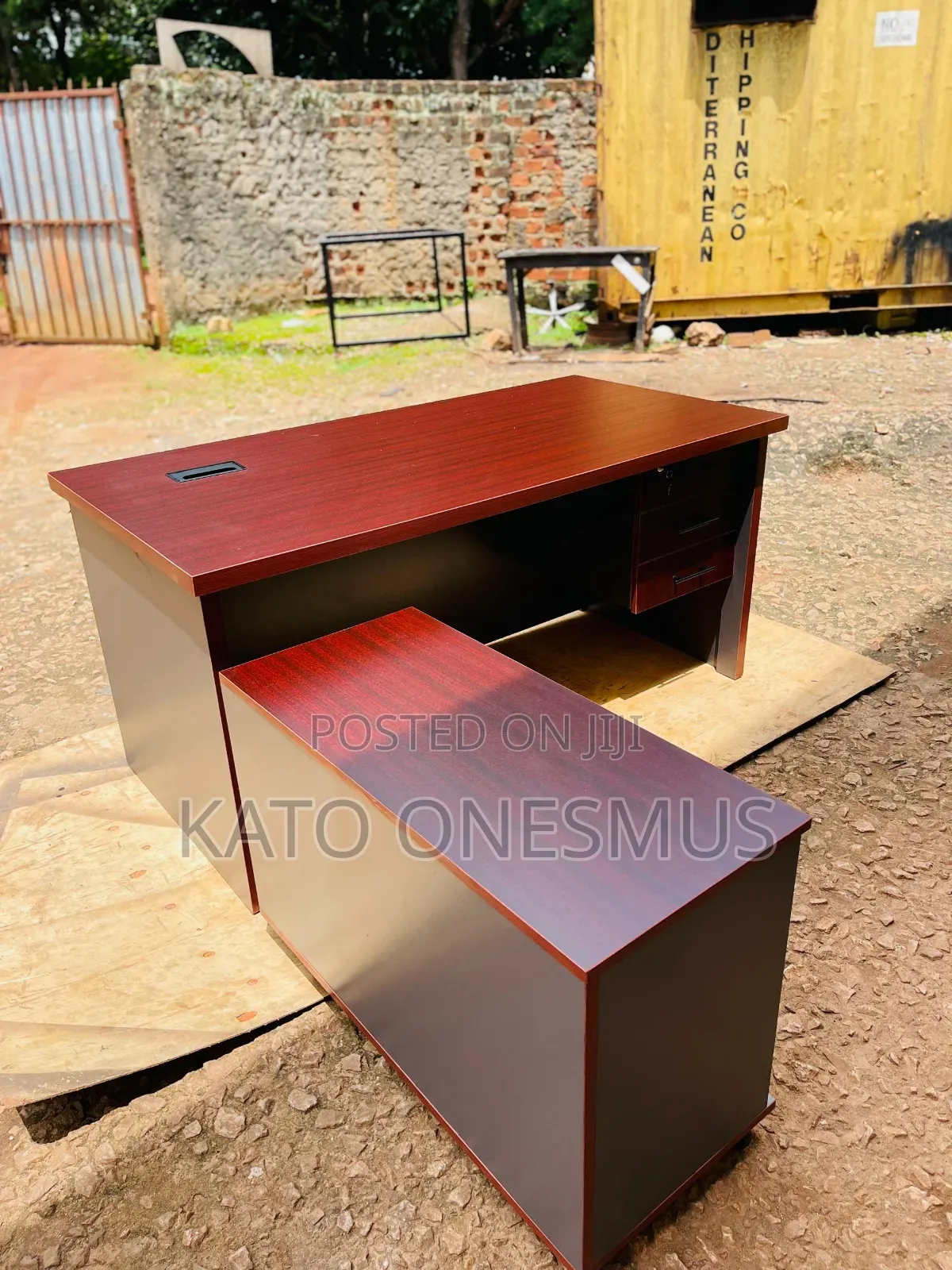 L Shaped Tabkes
