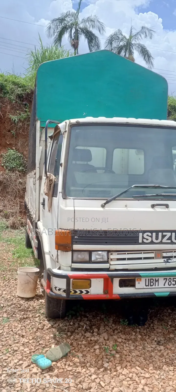 Isuzu Forward Track