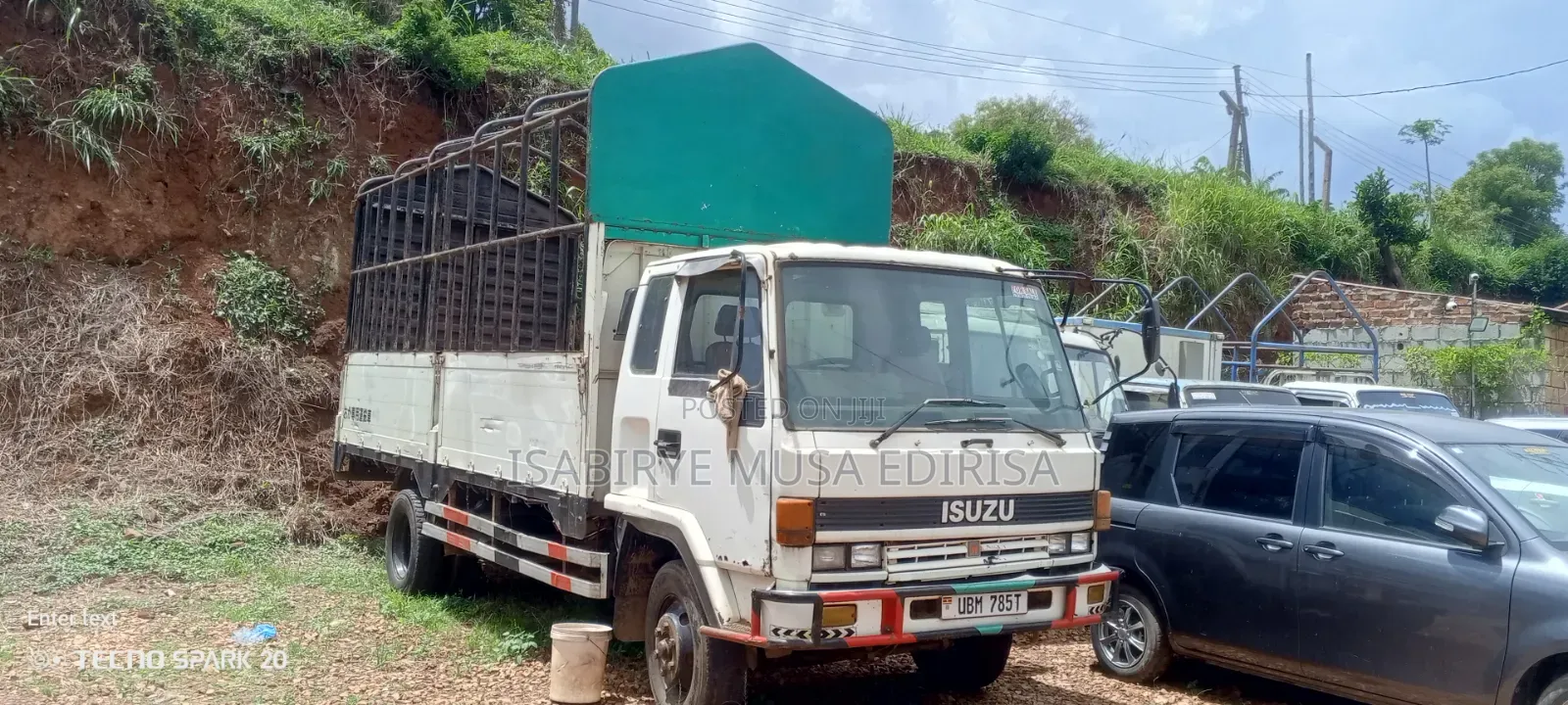 Isuzu Forward Track