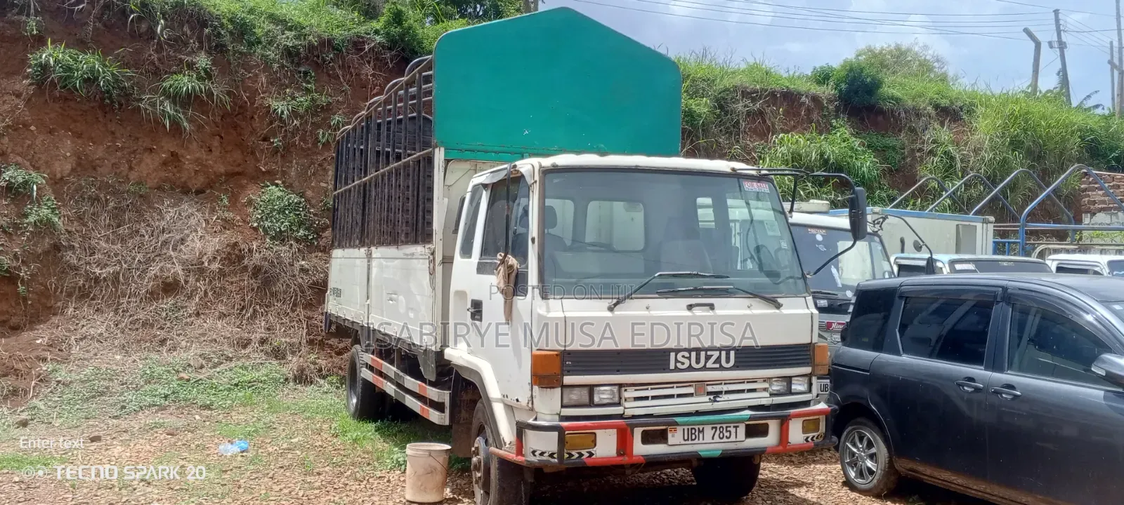 Isuzu Forward Track