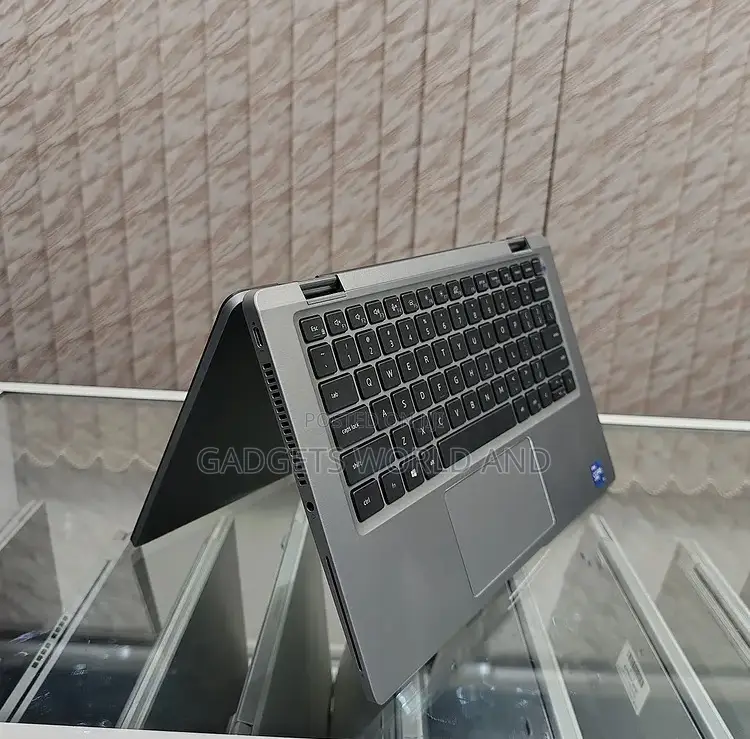 New Laptop Dell Latitude 7320 16GB Intel Core i7 SSD 512GB