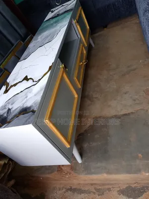 Marble Tv Stand (Doesn't Break)