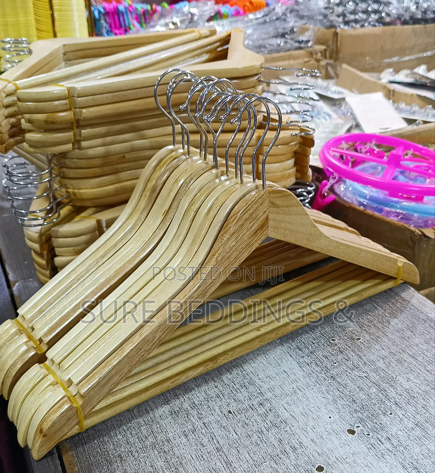 Diplo Dozen Wooden Hangers
